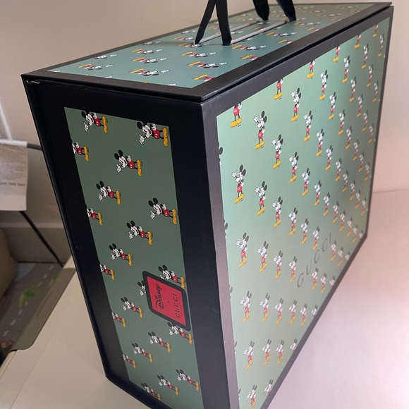 New X-large Gucci Disney Mickey Mouse Gift Box size:16.5” x 14” x 7” - Picture 5 of 10